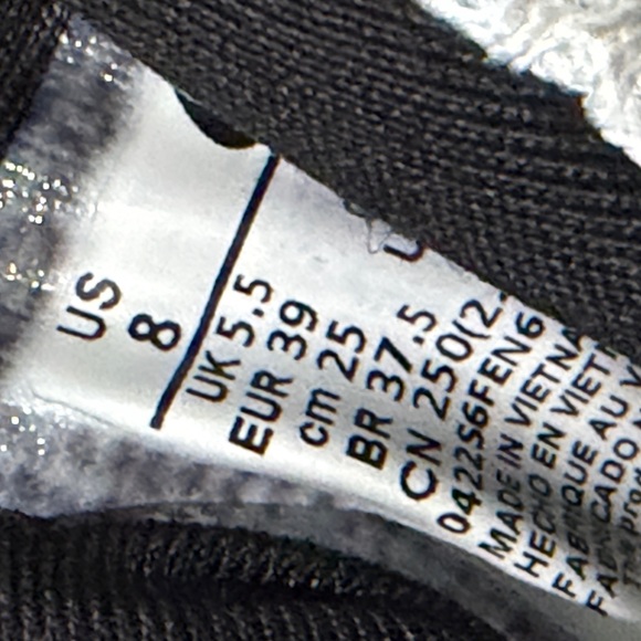 Nike V2 White and Gray Athletic Shoes with Pink Highlights - Picture 6 of 6